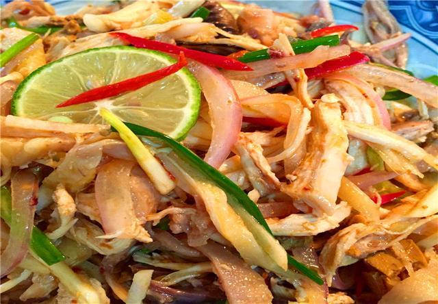 傣味西双版纳柠檬手撕鸡浓浓的乡土味特好吃