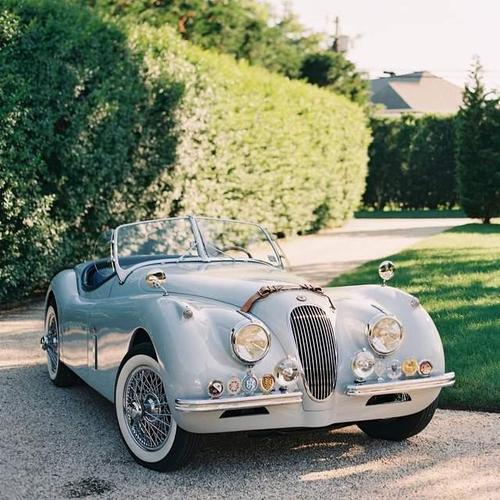 捷豹xk120与e型并称捷豹双美