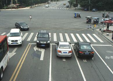 逆向行驶要扣几分,罚多少