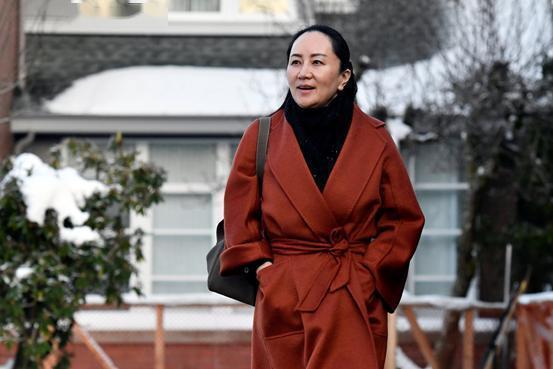 18个月后,孟晚舟未能回家笑对记者:父母的格局,就是孩子的高度