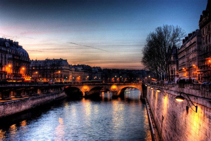 塞纳河(英文:seine river;法语:la seine)是法国北部大河,全长780公里