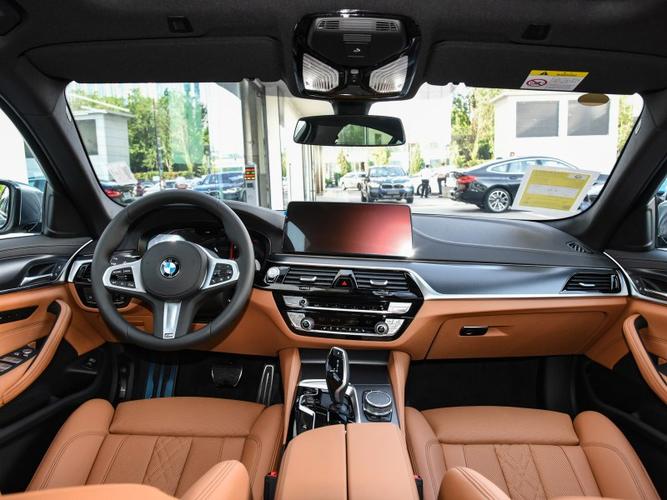 宝马(进口) 宝马5系(进口) 2022款 525i m运动套装