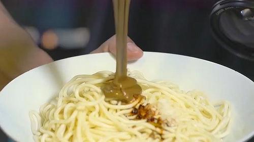 热干面