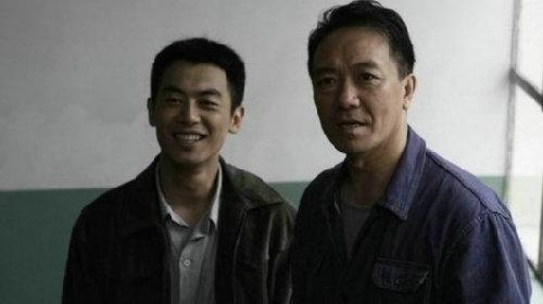 朱亚文家庭背景曝光,朱亚文是李幼斌的儿子吗?