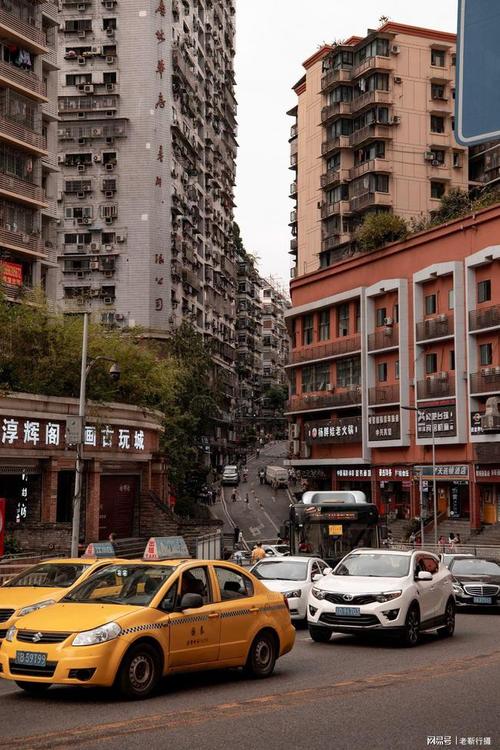 同样是网红城市,济南和重庆的旅游对比,你更看好谁?