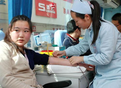 节日去献血 "三八节"温情涌动(组图)
