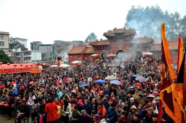 钦州北帝庙祈福庙会,上万民众欢聚一堂!现场人山人海