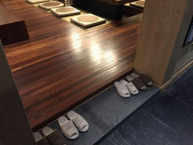 换鞋,很干净很日式