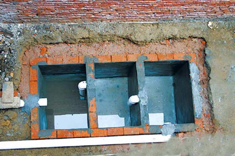 砖砌式和混凝土式化粪池建设