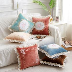 荷兰绒抱枕韩式公主风蕾丝花边靠枕刺绣客厅沙发靠垫床上汽车腰枕
