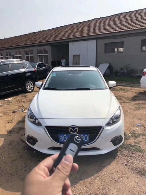 16年马自达昂克赛拉小型车 [已售]