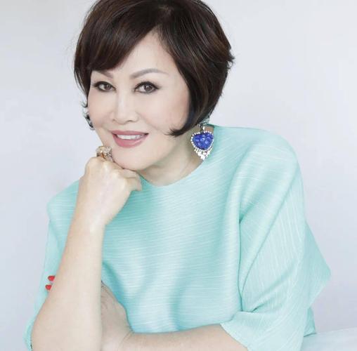 深秋小屋专访靳羽西 | 她才是影响中国时尚界的大魔王!