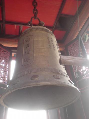 这一口大钟,让我想起少林寺 = =