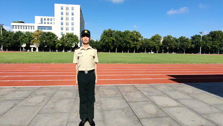 "单个军人的队列动作"