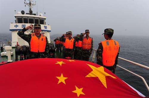 大连:海警新兵入舰 立志报效祖国