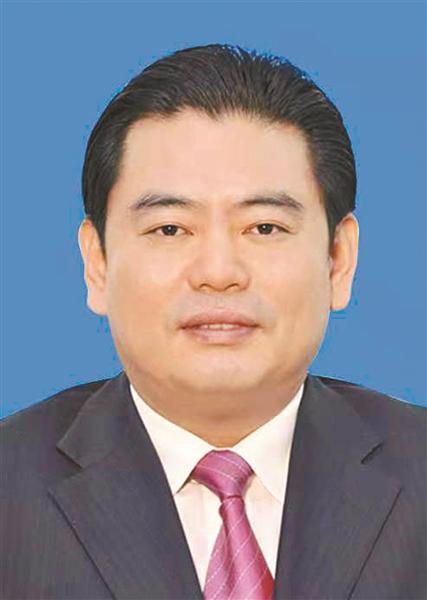 现任江苏省徐州市政协主席,党组书记,副市长.
