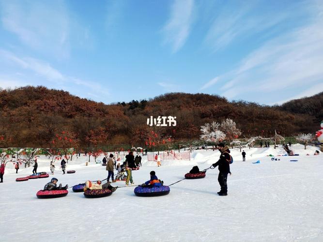 鞍山滑雪老院子冰雪世界