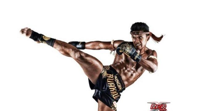 且看播求"泰拳王子"的称号是怎样炼成的!汗水,坚持,信念