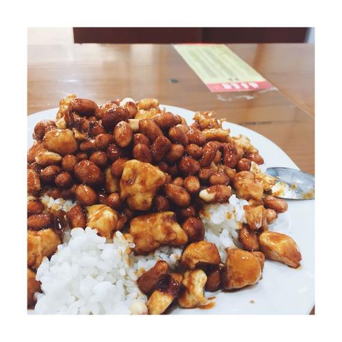 酱爆鸡丁盖饭