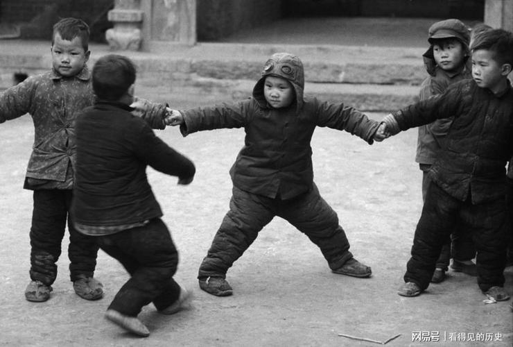 老照片 法国摄影师拍摄的60年代河南洛阳农村 看上去好亲切