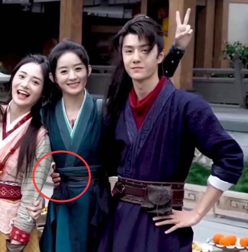 有翡王一博赵丽颖磕cp