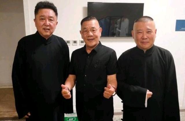 提起杨进明,很多喜欢相声的朋友应该是在德云社的舞台