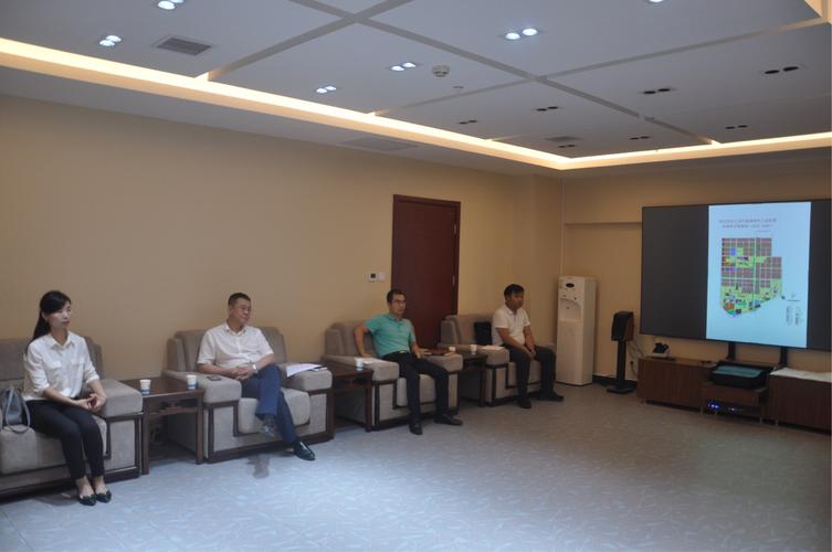 上海红星美凯龙集团总裁徐国峰一行到组团访问交流