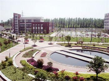 荆州市创业职业中等专业学校