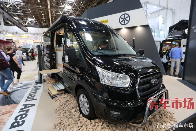 福特新全顺房车!全时四驱柴油6at,设计独特完美夫妻旅行用车