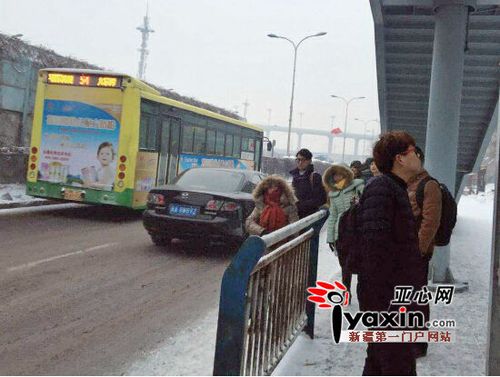 乌鲁木齐市54路公交车可否增设黄金医院站?