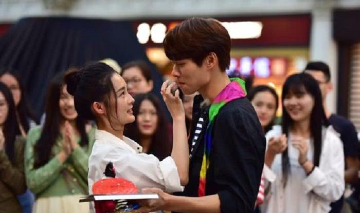 对爱反应迟钝的女星李沁,与魏大勋组荧幕cp,甜蜜感爆棚