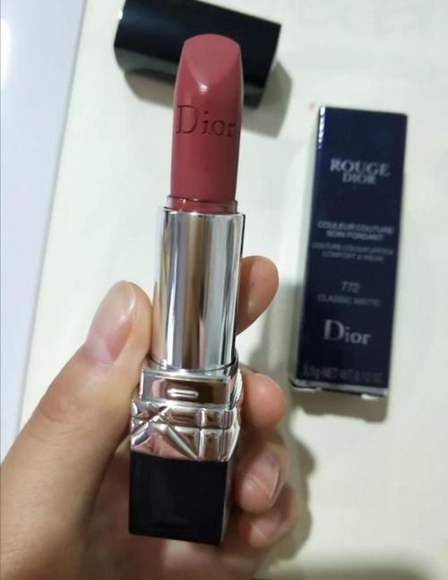 还在用迪奥口红999?out了,真正的"经典色"是这4款,谁