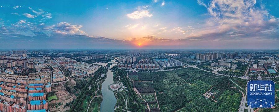 影像志   近年来,河南省项城市积极践行"绿水青山就是金山银山"理念