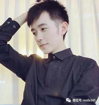 短碎发男生帅气发型学生党更适合