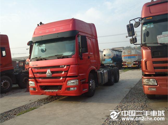 【济宁】中国重汽 豪沃 a7 牵引车 重卡 420马力 6x4 前四后六 价格