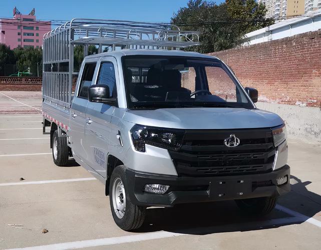 长安星卡plus预售 亮点:5年15次免费保养