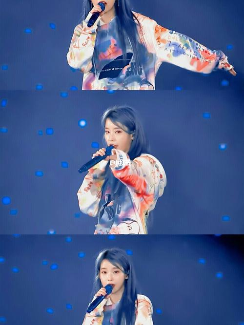iu蓝色系演唱会壁纸高清_李知恩_壁纸_演唱会_蓝色系