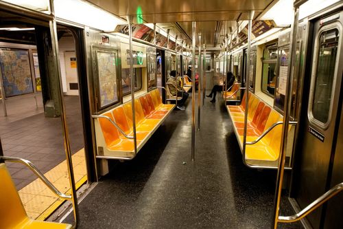 乘地铁从时代广场到法拉盛121418