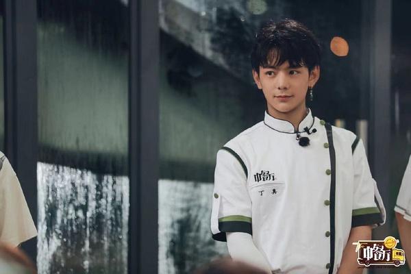 8.20中餐厅,丁真珍珠美图汇总