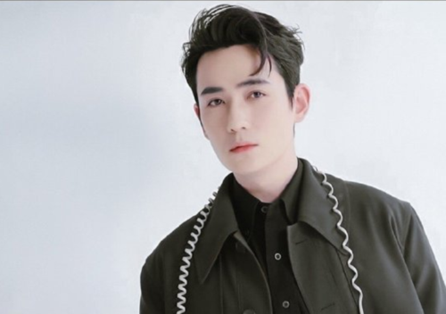 女方是话剧演员,疑似承认和朱一龙的关系