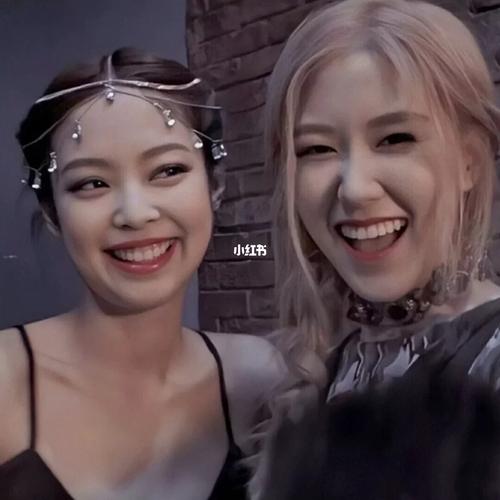 肉泥cp头像_肉泥_blackpink_娱乐_明星娱乐资讯