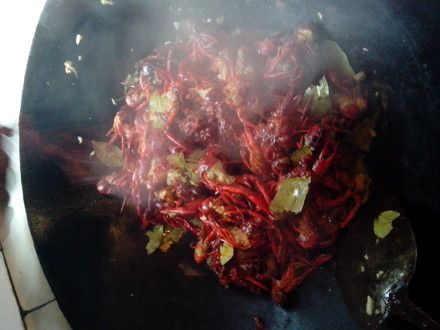 我吃龙虾了宝宝会过敏不?