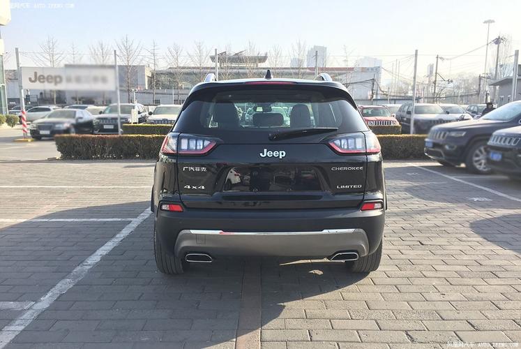 凤凰网汽车 运城 降价 正文 2021款自由光黑色到店高清实拍图片 北京