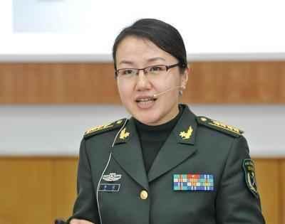李莉从另一角度这样评价