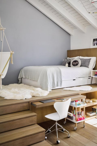 8平方的卧房如何装修 床拉高下边做收纳整理不拥堵