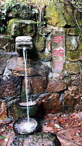 杭州人民真幸福坐地铁就可以去临安爬玲珑山了