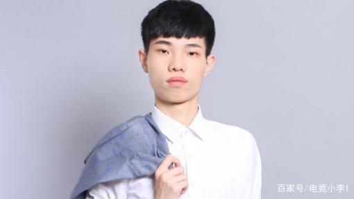 看吉吉国王还得看虎牙鲨鱼哟,鲨鱼哟成为官方指定吉吉