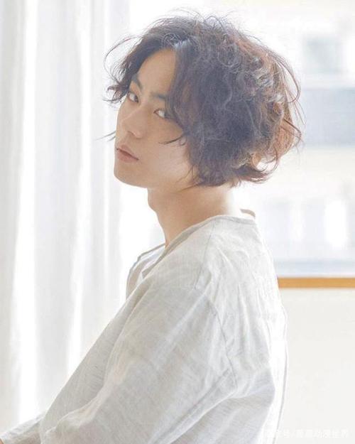 假面骑士:新十年男神盘点,你最喜欢菅田将晖还是竹内