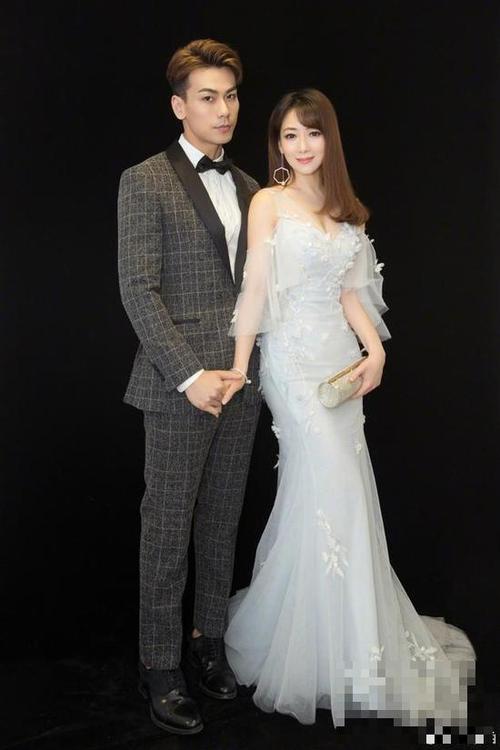 陈紫函晒照为老公庆生,戴向宇帅气出镜,狂秀恩爱令人羡慕