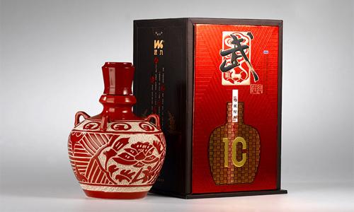 翻开历史的画卷,武酒集团的发展史实际上是酒业发展的代表史,影响着